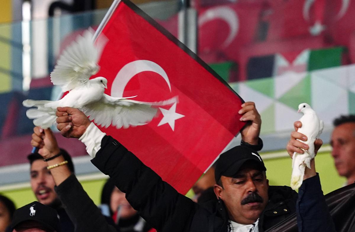 „Când copiii dorm, păstrăm liniștea. Când mor, nu!” » Amical special în Turcia, între Konyaspor și Palestina B: de ce a fost oprit meciul în minutul 89:59