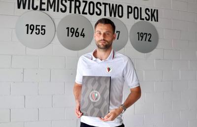 Nici polonezii nu înțeleg ce se întâmplă la naționala României: „Aveți fotbaliști excepționali și rezultate foarte slabe”