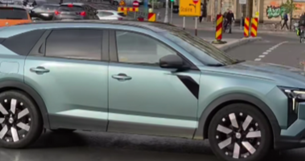 Noul model Dacia a fost lansat oficial » Premieră: produs și lansat exclusiv în altă țară! Se va bate cu Hyundai și Peugeot pentru supremație