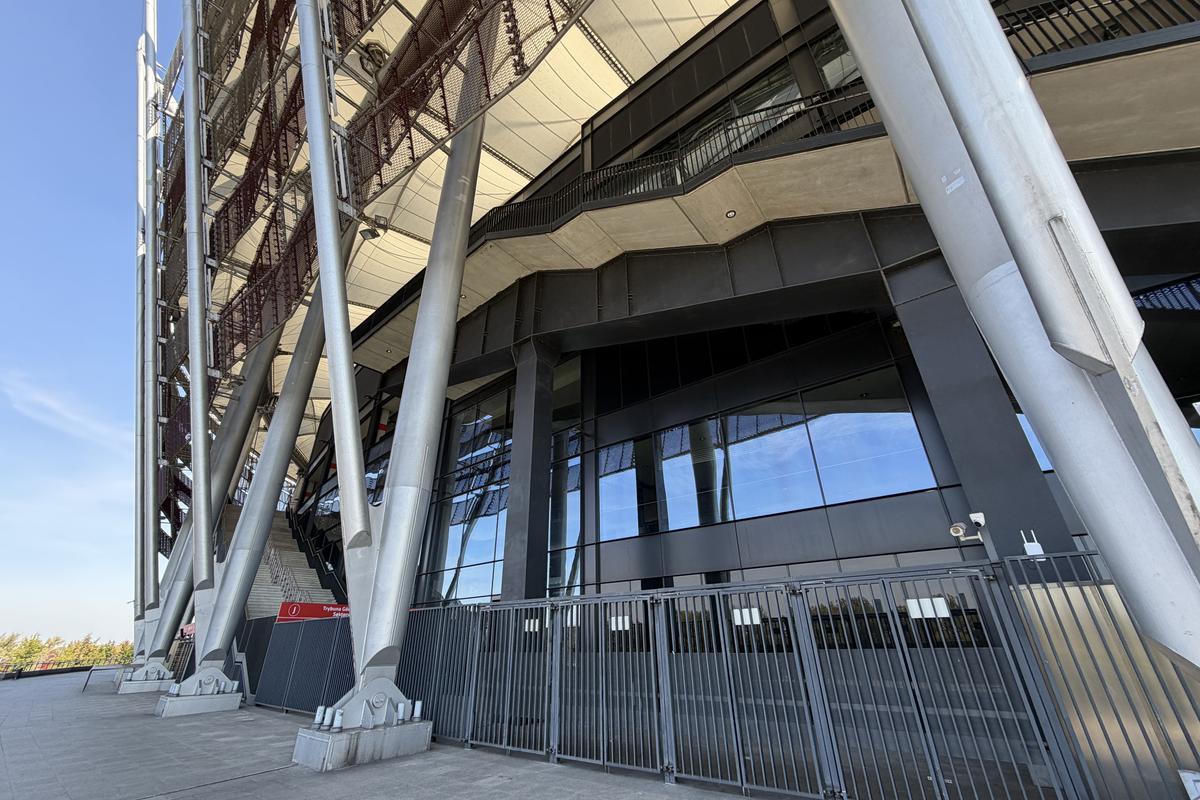 Domnule Ciucu, ce ziceți de asta? » Cum face stadionul Național din Varșovia 1,7 milioane de euro profit, fără fotbal