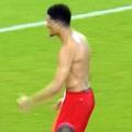 Musab Al Shaqsy a sărbătorit dându-și jos tricoul și așa s-a ajuns la tragere la sorți // foto: X