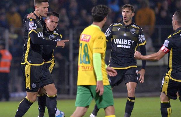 Foresta Suceava - Dinamo 0-4 // Foresta n-a mai reușit minunea » Dinamo, calificare en fanfare în sferturile Cupei României
