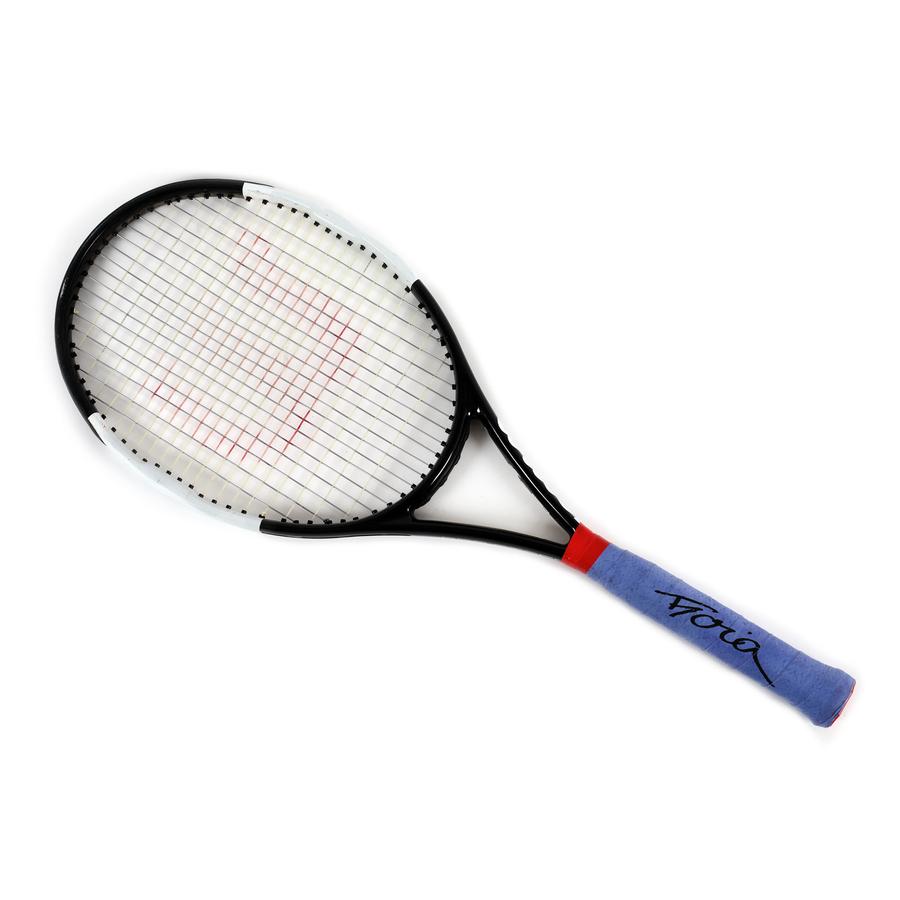 Piese de colecție donate de sportivii români pentru o cauză nobilă