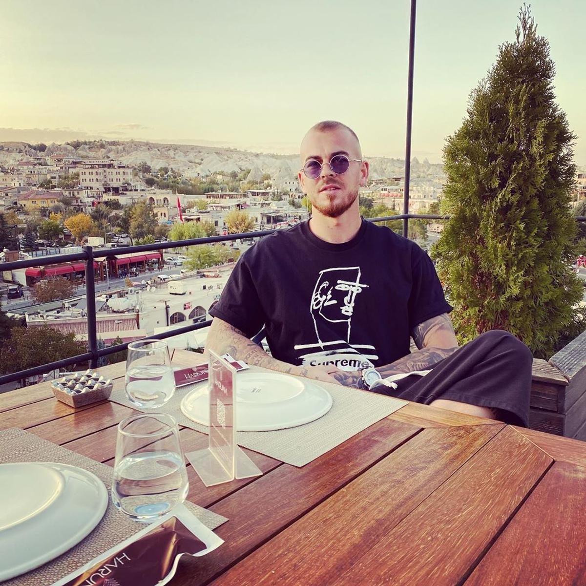 FOTO Denis Alibec și Silviu Lung Jr. nu au simțit cutremurul din Turcia! Ce făcea atacantul naționalei în acele clipe