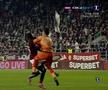 Penalty inexistent validat în Rapid - CFR Cluj! Dugandzic a păcălit și VAR-ul + Crăciunescu: „Eu nu dădeam nici primul 11 metri!”