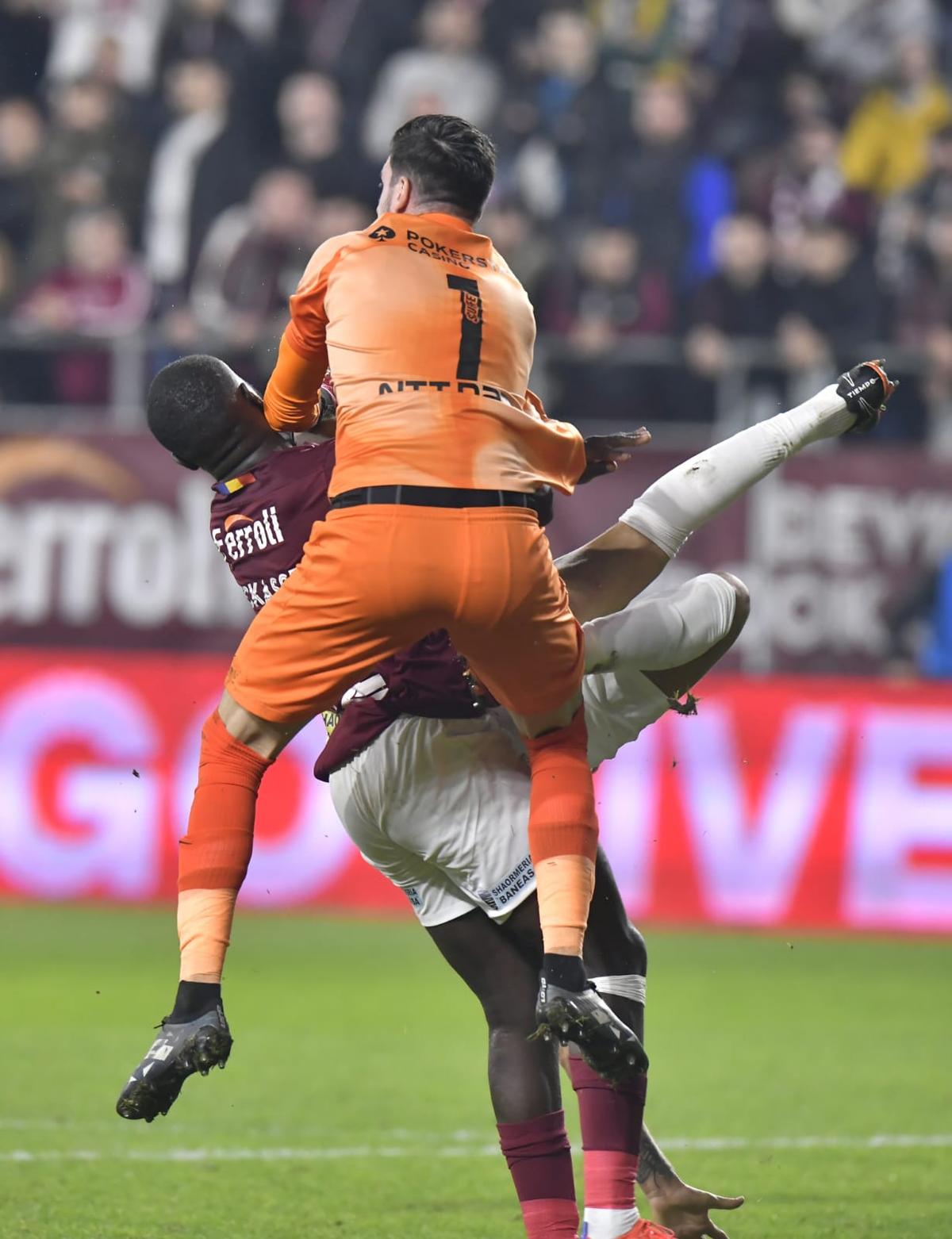 CFR Cluj prezintă 5 presupuse greșeli de arbitraj din meciul cu Rapid: „Pentru cei care au priceput mai greu”