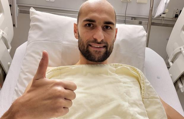 Vești bune de la Bas Dost din spitalul din Alkmaar: „Mă simt bine. Ajutorul primit a fost fantastic”