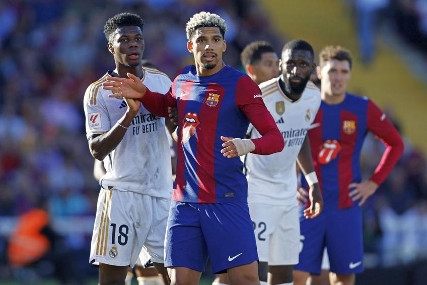 Aurelien Tchouameni (nr. 18), în timpul meciului FC Barcelona - Real Madrid. 
Foto: Imago