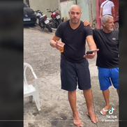 Adriano, beat pe străzile din Brazilia