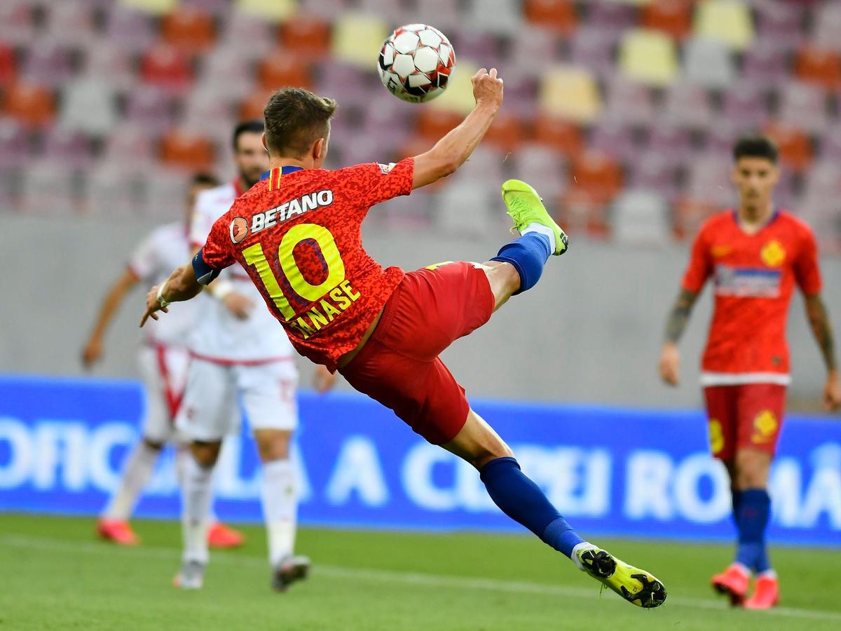 Dinamo - FCSB, imagini din dubla de Cupa României, disputată în pandemie - 2020