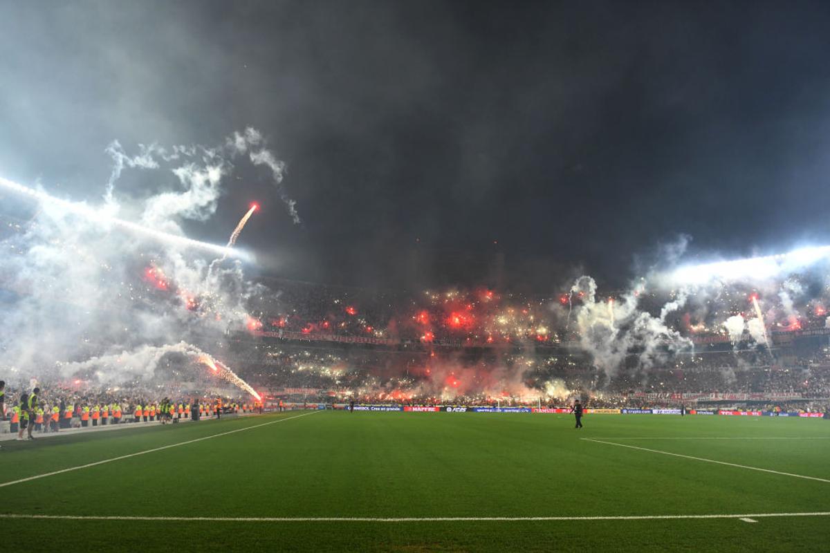 Ce deziluzie! River Plate a ratat calificarea în finala Copei Libertadores, iar în tribune s-a trecut de la extaz la agonie: imagini epice