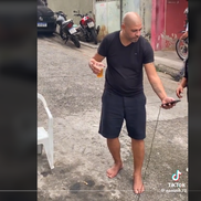 Adriano, beat pe străzile din Brazilia