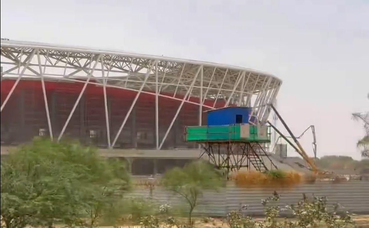 Chinezii au construit un stadion de 33.000 de locuri într-o țară străină » E cea mai modernă bază sportivă din zonă: imagini de senzație