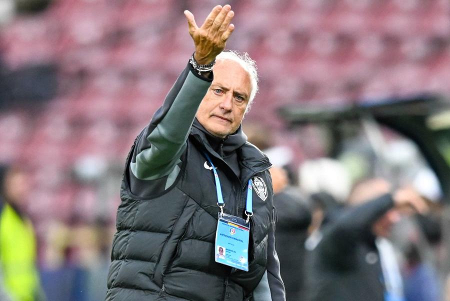 Antrenorul italian demis recent din Superliga i-a făcut o analiză amănunțită lui Cristi Chivu: „Nimeni nu se aștepta”