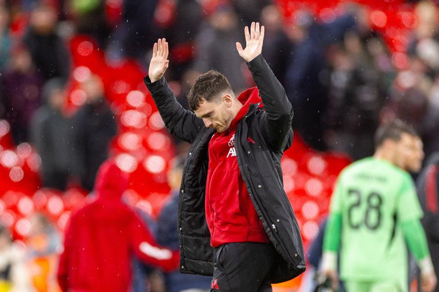 Arne Slot, pus la zid după eșecul SECULAR: „Un trișor! Alegerile lui sunt absurde. Liverpool e o glumă!” » Cum se apără managerul cu un record egalat după 72 de ani
