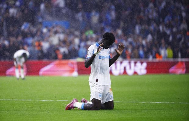 Cine este atacantul de 18 ani care a doborât un record vechi de 75 de ani » PSG și Lyon l-au ratat
