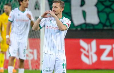 Titular în premieră de la plecarea de la FCSB, Marius Ștefănescu a deschis balul într-un meci cu 6 goluri