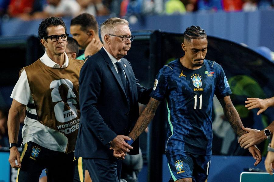 Hansi Flick, reacție fermă după cele două înfrângeri consecutive ale Barcelonei: „Din cauza accidentărilor”