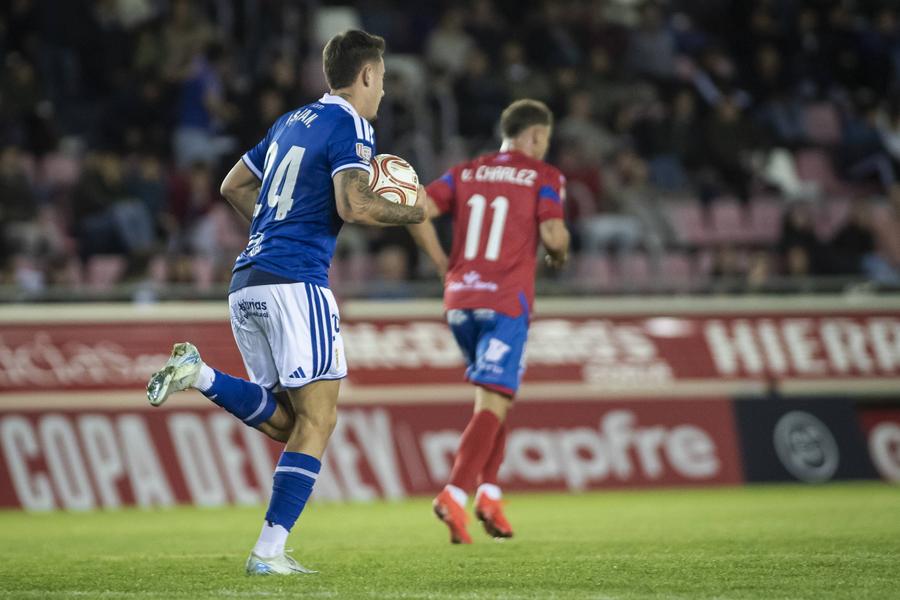 Alexandru Ișfan, primul gol în Spania pentru Real Oviedo // foto: imago images Fostul atacant din Superligă, primul gol în Spania » Meci nebun în Cupă