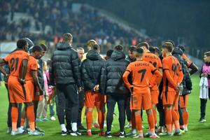 Minimum 6 jucători out, după Bistrița - FCSB: ce pregătesc roș-albaștrii