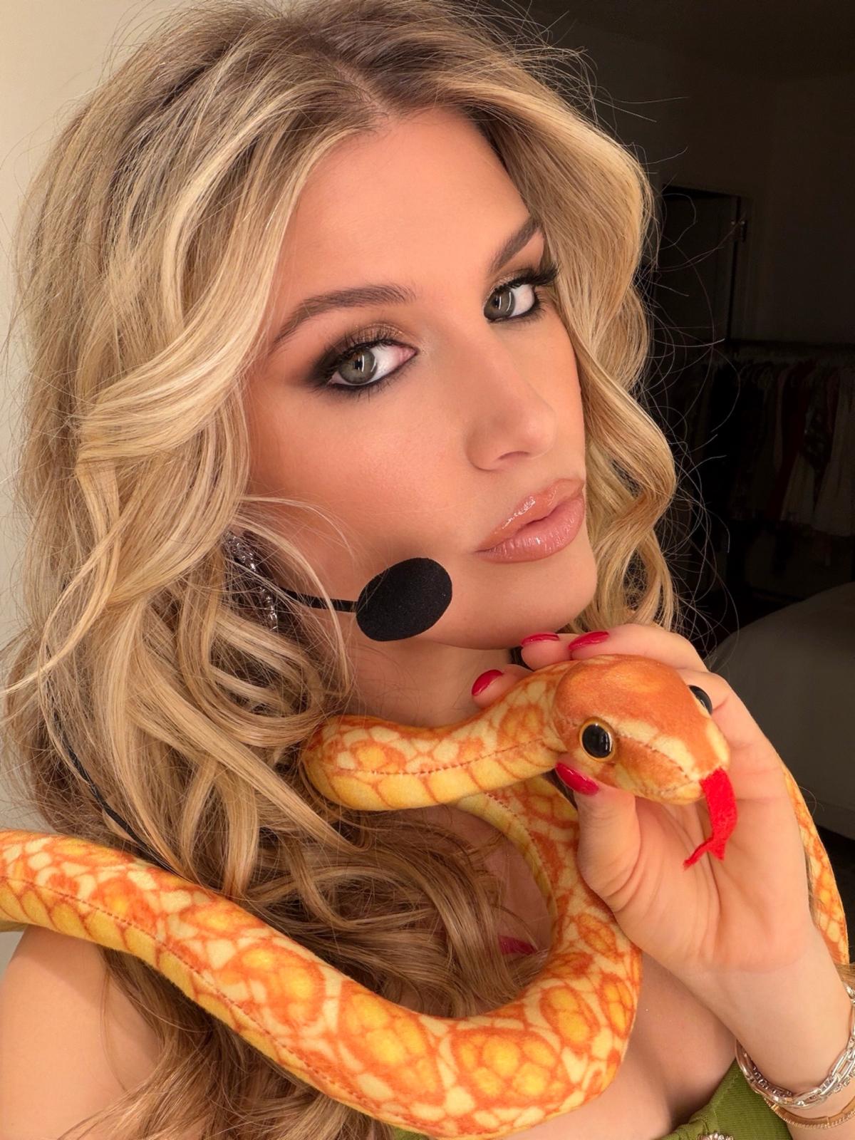 Eugenie Bouchard, spectacol de Halloween: vedeta mondială pe care a imitat-o
