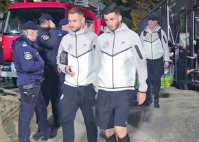 „Ne-am spălat la hotel, la baie îți venea să vomiți” » FCSB a ieșit la atac după meciul de la Bistrița