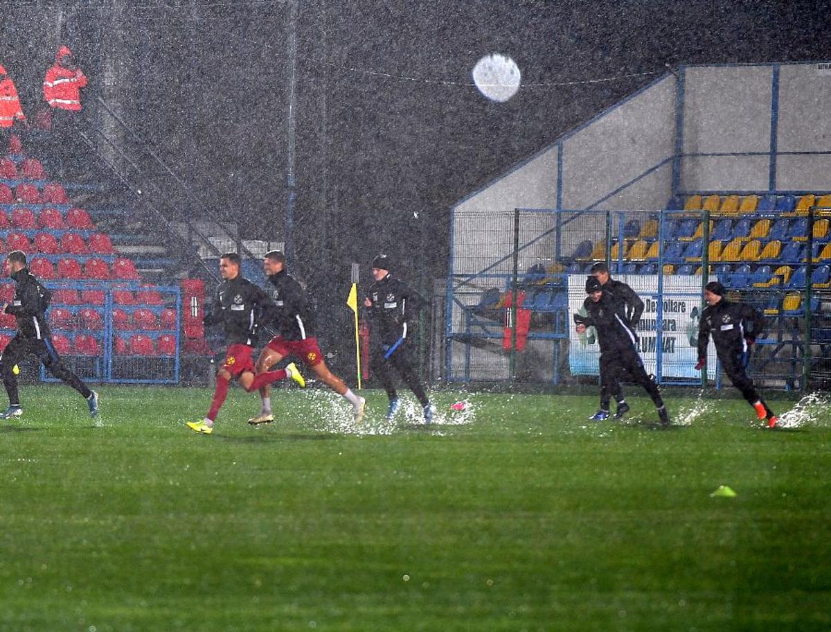 FOTO Voluntari - FCSB