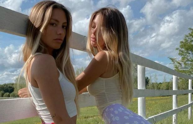 FOTO I-au luat mințile lui Neymar! Cine sunt gemenele care participă la toate petrecerile starului brazilian