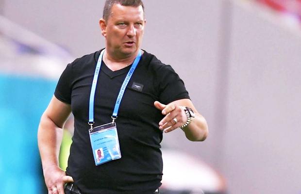 Ionuț Chirilă îl jignește pe Cornel Dinu: „Mumie îmbălsămată!” » Reacție dură, după ce „Procurorul” l-a numit „bufon al fotbalului”