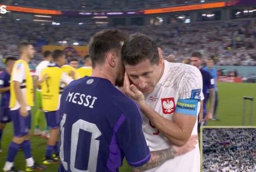 Ce a făcut Lewandowski la final: „Se înclină în fața regelui!”