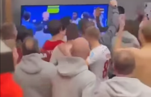 Imagini nemaivăzute în fotbal! Ce făceau jucătorii lui Spartak Moscova în vestiar, după bătaia uluitoare de pe teren cu rivalii de la Zenit