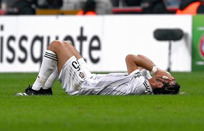 Cel mai șocant rezultat al serii în Europa: cu vedetele pe teren, Besiktas a luat CINCI goluri acasă!