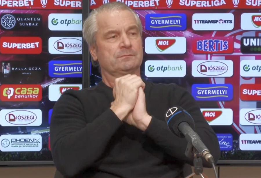 Bernd Storck, la conferința de presă de astăzi Antrenor nou în Superligă! A întârziat la conferința de prezentare: „Am aterizat la timp, dar traficul...”