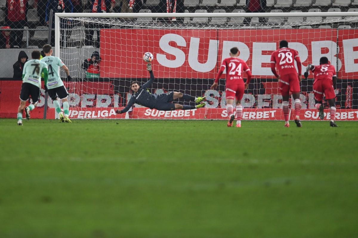 Dinamo - Sepsi 1-1 » Final de infarct pe „Arc”! O „Panenka” în 90+9 strică seara de vis a „câinilor”