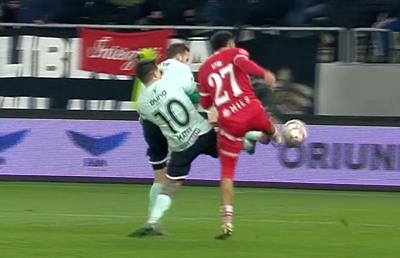 Penalty controversat dat în prelungirile meciului Dinamo - Sepsi » Prim verdict în direct + Ce a spus chiar dinamovistul implicat
