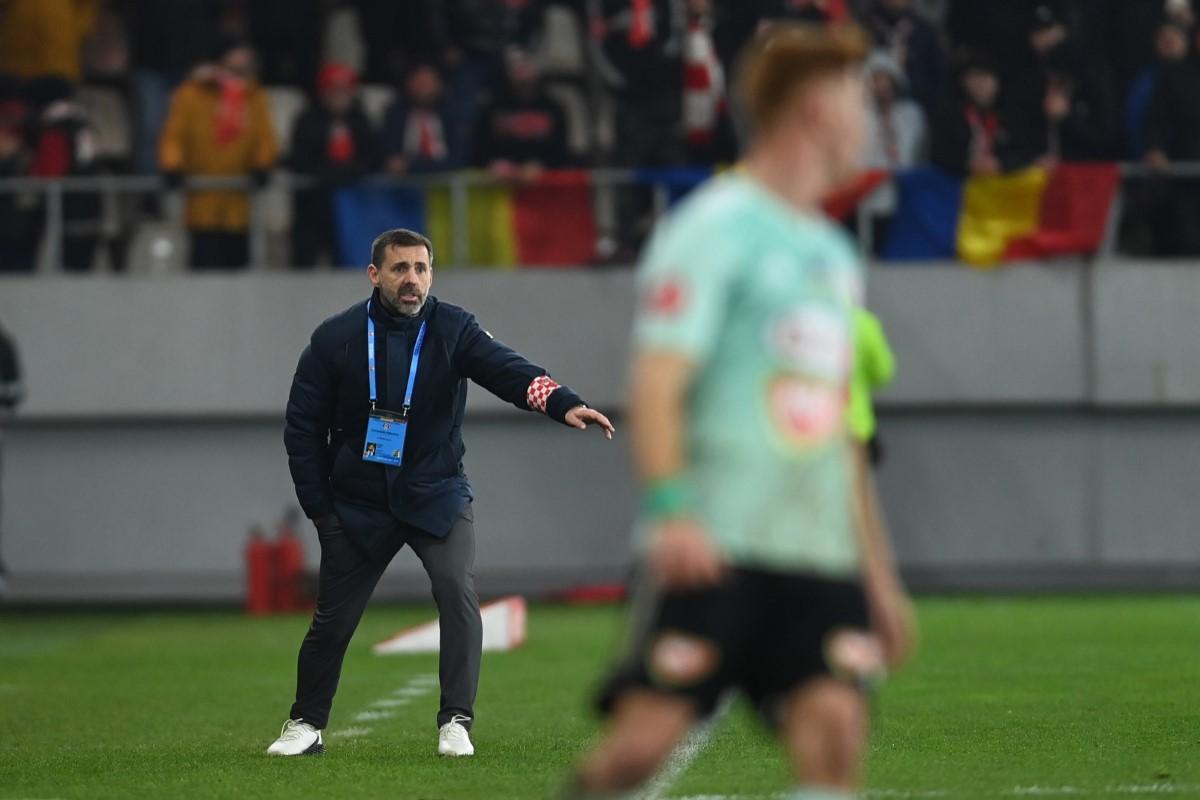 Dinamo - Sepsi 1-1 » Final de infarct pe „Arc”! O „Panenka” în 90+9 strică seara de vis a „câinilor”