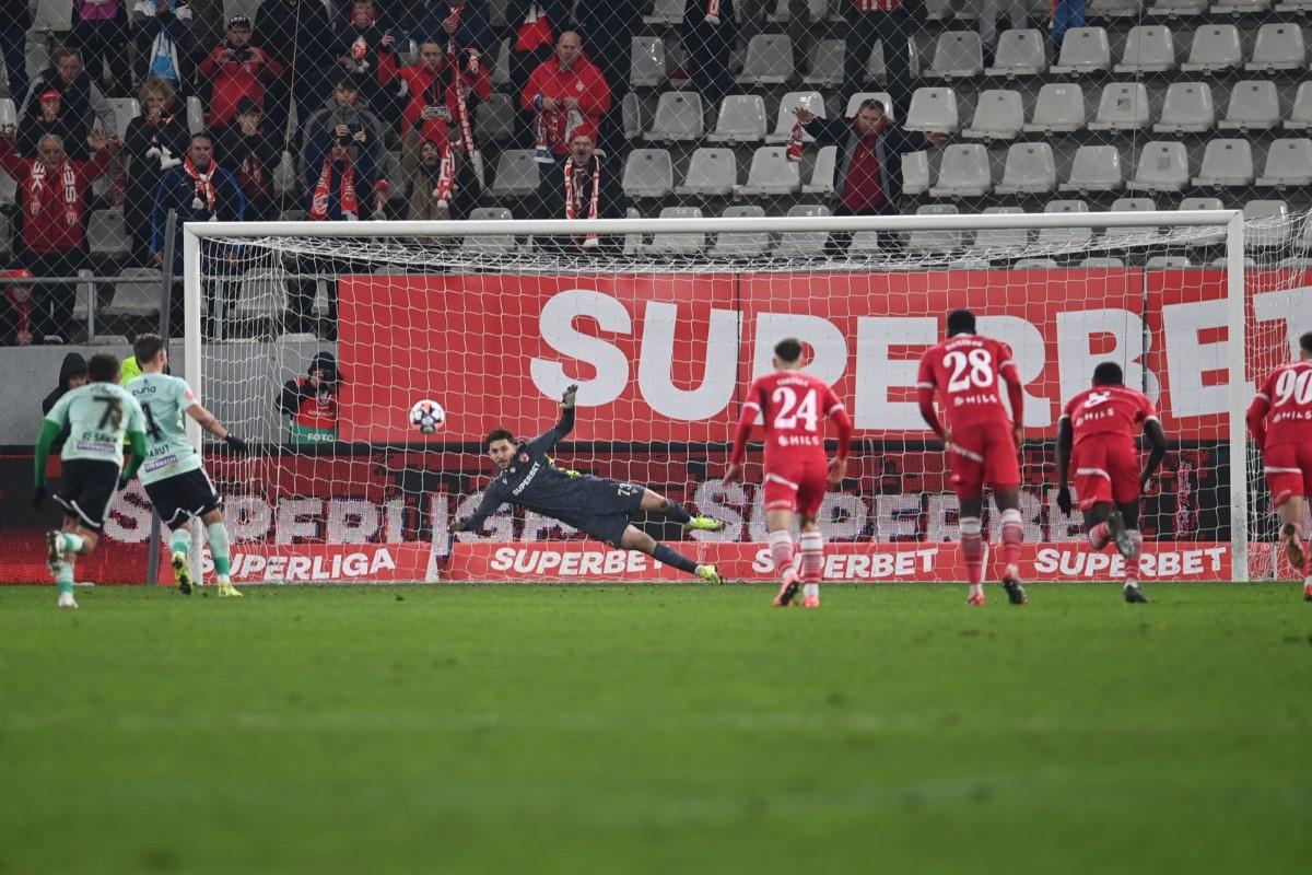 Dinamo - Sepsi OSK, în etapa 18 din Superligă