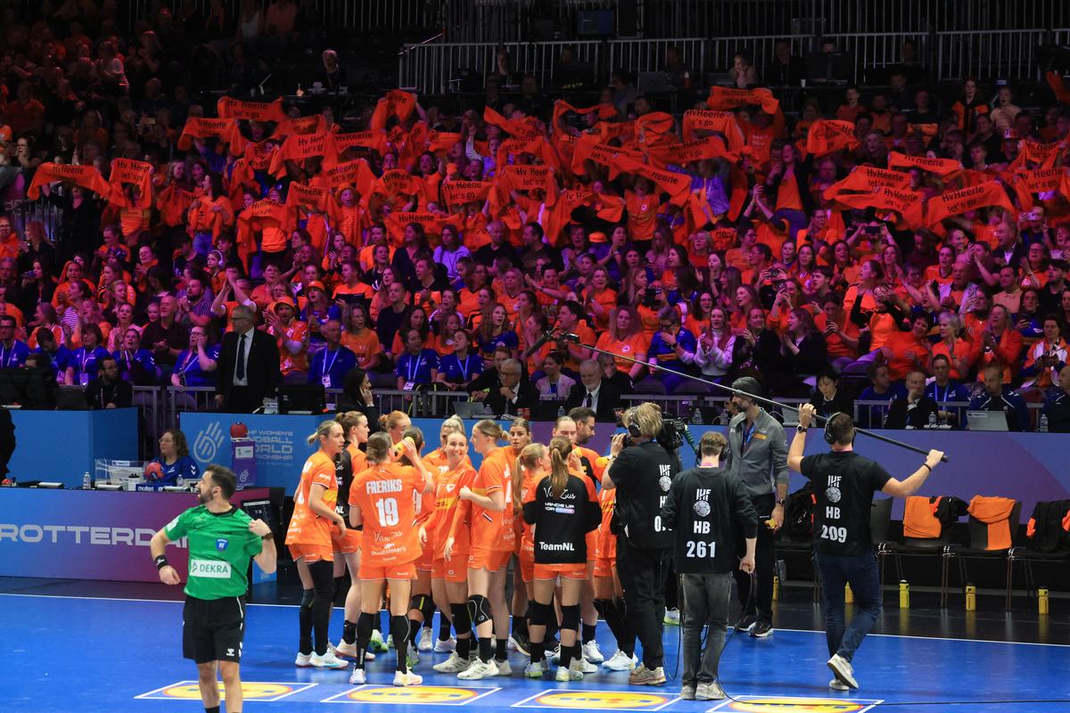 Repriză incredibilă în Rotterdam Ahoy, la Campionatul Mondial de handbal feminin! Un SINGUR gol marcat în 20 de minute