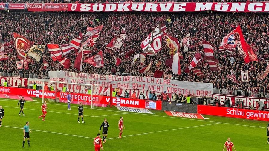 Fanii lui Bayern se opune propunerii lui Uli Hoeness, de la elimina regula 50+1 / Foto: captură Scenografie incredibilă pe Allianz Arena! » De ce au protestat fanii lui Bayern