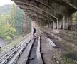 „Apocalipsa lumii fotbalului” » S-au speriat când au intrat pe cel mai terifiant stadion din lume. Încă se joacă meciuri aici