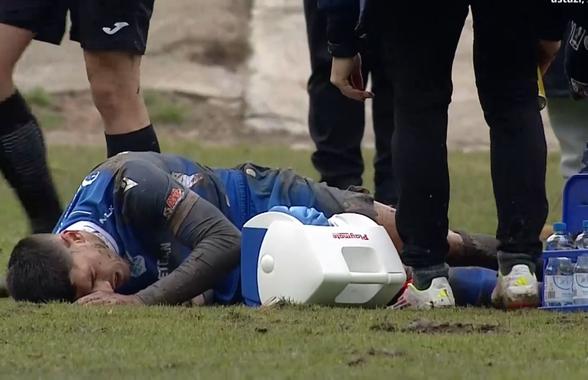 Mai rău ca la amatori » Încă un meci de Liga 2 jucat pe „câmp”: imagini SCANDALOASE