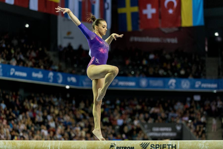 Încurajat de fosta gimnastă Larisa Iordache, Iulian Chiriță a impresionat la Mondialul U19: „M-a ajutat mult în cariera de jucător”