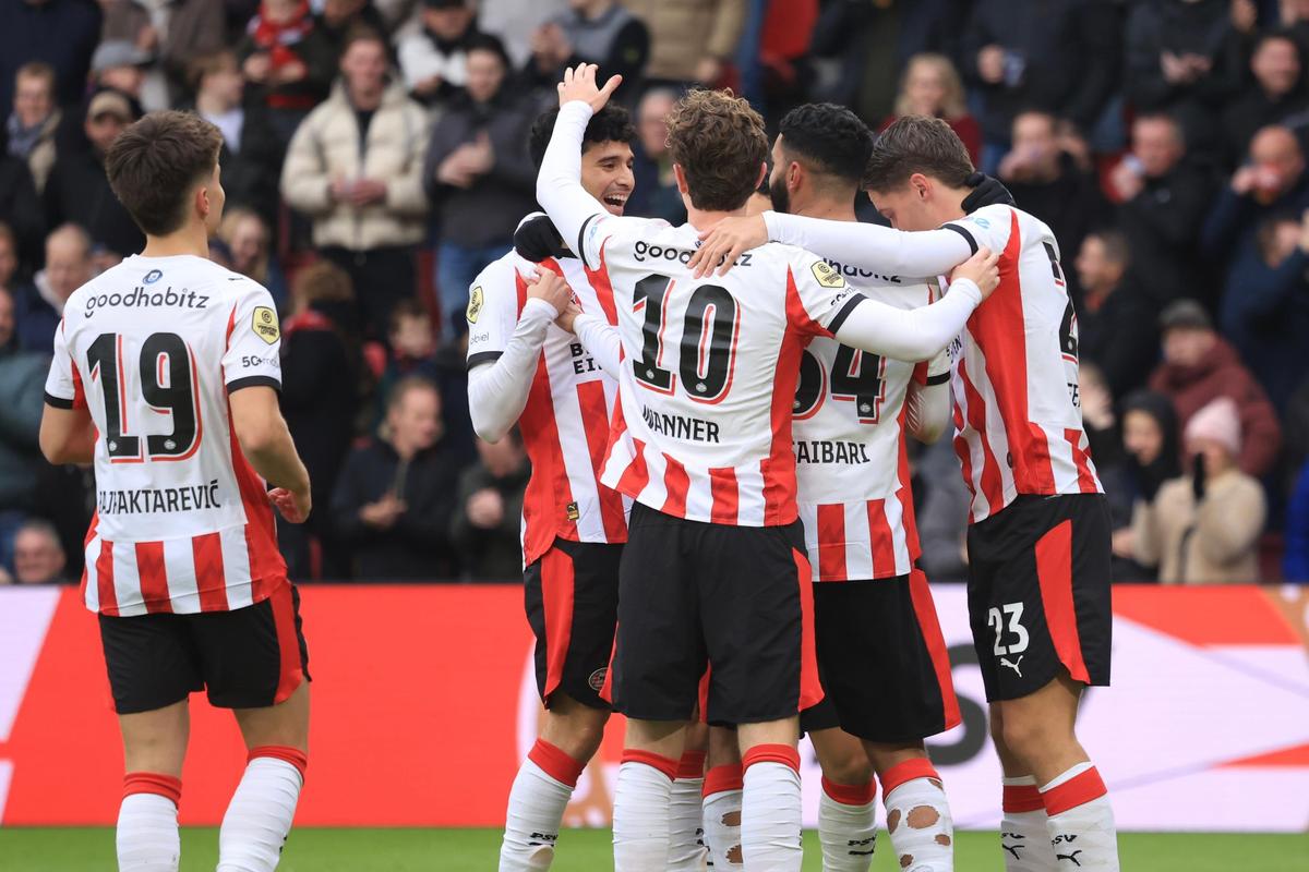 Imagini din meciul PSV - Volendam