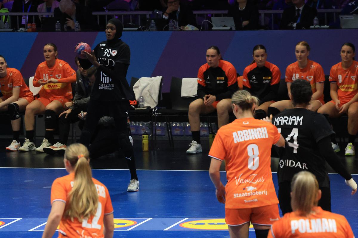 Repriză incredibilă în Rotterdam Ahoy, la Campionatul Mondial de handbal feminin! Un SINGUR gol marcat în 20 de minute