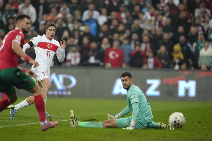 Kenan Yildiz a reușit „dubla” și la naționala Turciei în meciul din Bulgaria (6-1) din preliminariile CM 2026 / Foto: Imago Atenție, Mircea Lucescu! Adversarul din barajul CM, de nota 10 » Recordul doborât de Kenan Yildiz la Juventus