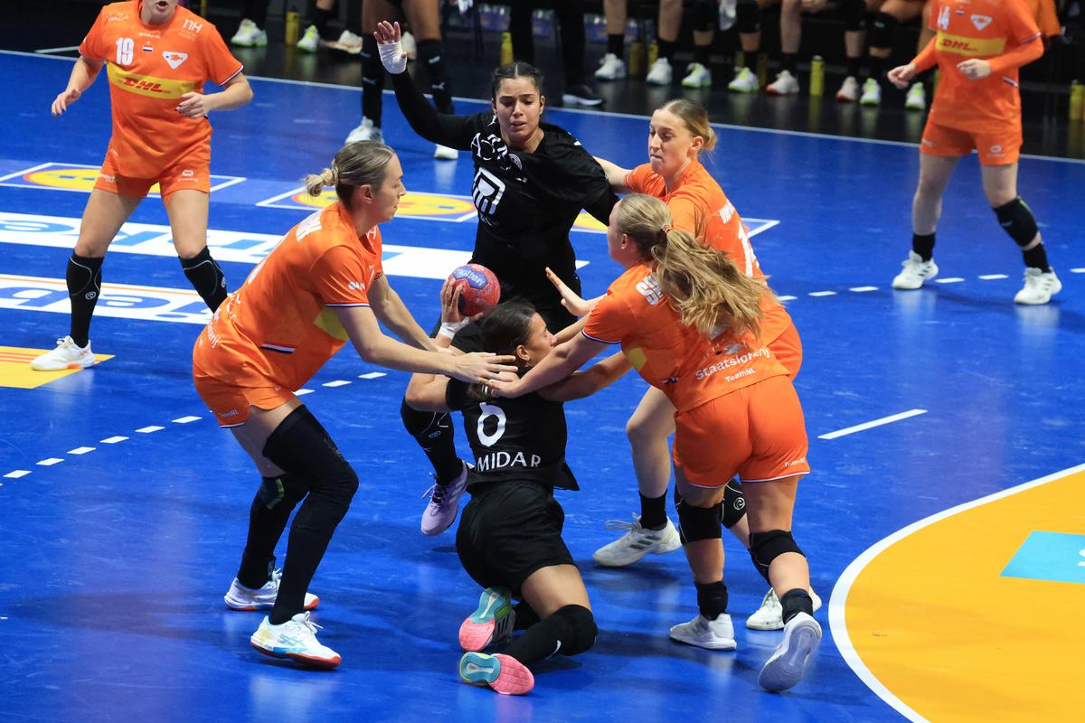 Repriză incredibilă în Rotterdam Ahoy, la Campionatul Mondial de handbal feminin! Un SINGUR gol marcat în 20 de minute