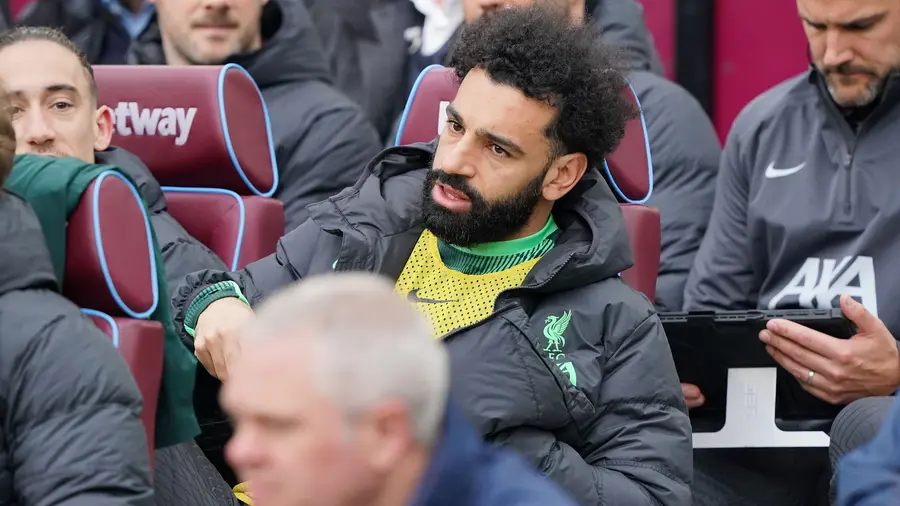 Mutare neașteptată la Liverpool: Salah pe bancă pentru prima dată din aprilie 2024!