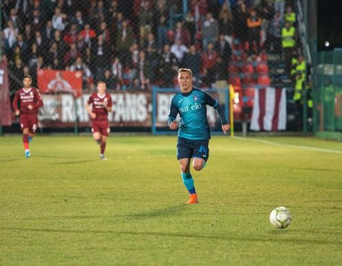 Turris Turnu Măgurele traversează o perioadă delicată. Eugen Trică pierde jucători pe bandă rulantă. Ultimul fotbalist care și-a încheiat conturile cu teleormănenii este mijlocașul Ionuț Cioinac.