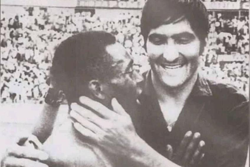 Imagine de arhivă cu Rică Răducanu și Pele, realizată în 1970