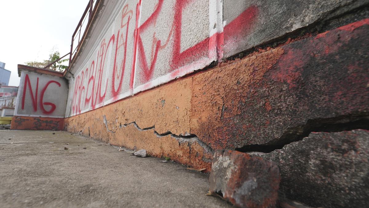 Bătrânul „Dinamo”, ultimele săptămâni în mizerie » Stadionul din „Ștefan cel Mare” se degradează pe zi ce trece
